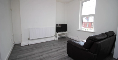 Flat 2, 32 Alexandra Road, Hyde Park